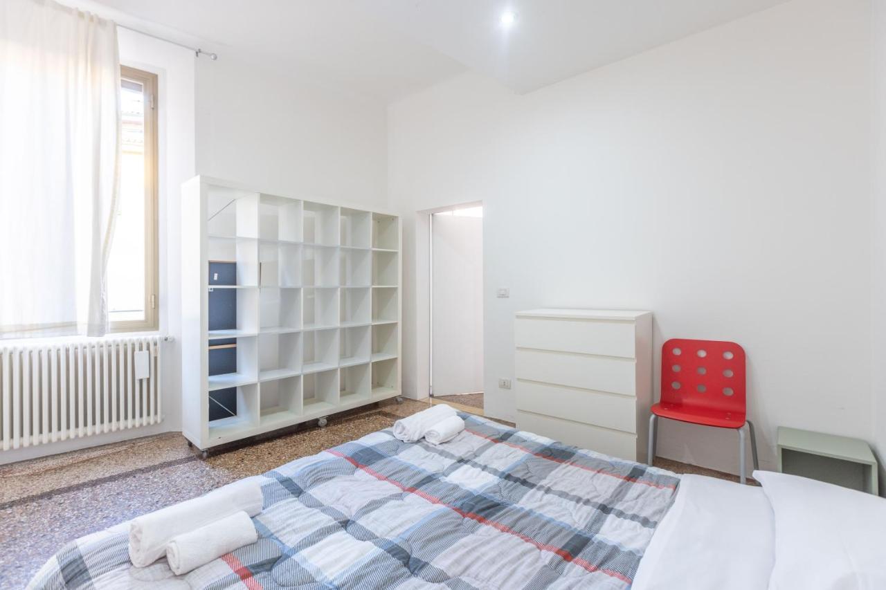 Nel Ghetto, Bologna By Short Holidays ภายนอก รูปภาพ